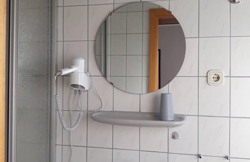 Briedern Apartamento | Apartment Römerstrasse 11 - Cafe Klering