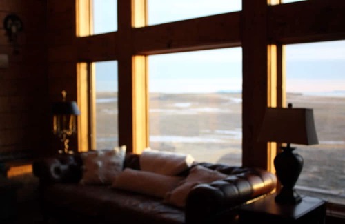 Santa Rita Casa | Tranquil 4-bedroom Glacier View Getaway