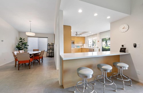 Palm Desert Casa | ★ Luxury Home - Monterey Country Club - Pool/Hot-tub Golf Tennis Gym Patio BBQ ★