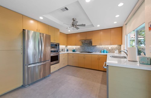 Palm Desert Casa | ★ Luxury Home - Monterey Country Club - Pool/Hot-tub Golf Tennis Gym Patio BBQ ★