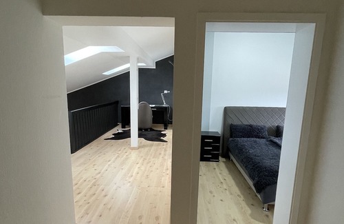 Oos Apartamento | MMM: Maisonette, minimalist, modern, >8 guests
