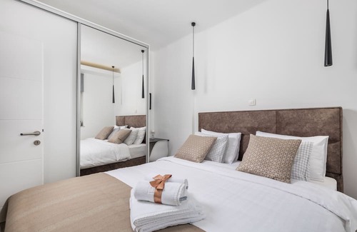 Sodici Apartamento | Newly renovated two-room apartment with a unique view of the entire Kvarner.