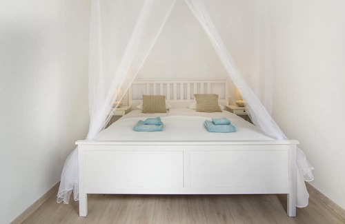 Santanyi Cabaña | Casa La Limonera. Townhouse with pool for up to 6 persons in Santanyi
