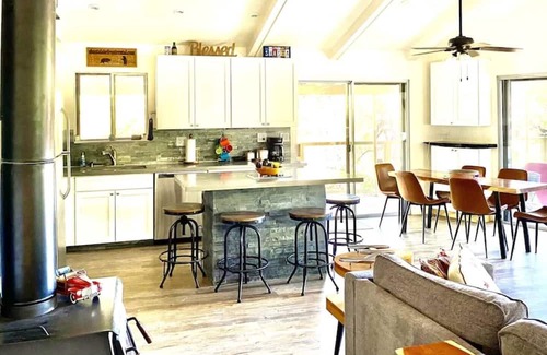 Lakehead Casa | Special $ Now - Awesome Lake Views - Single Floor - Shasta Lakeshore Retreat #5