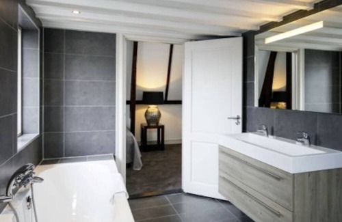 Museum Quarter Apartamento | 200m2 OF SPLENDOUR &JOY-3BR LEIDSEPLEIN PENTHOUSE