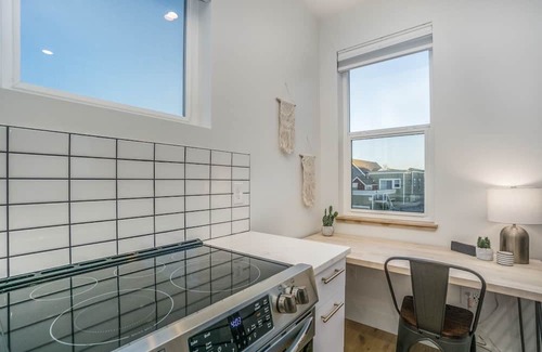 Old Town North Casa | Downtown Views Deluxe Guesthouse + Rooftop Spa!