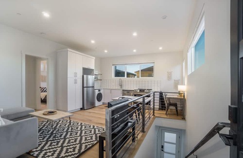 Old Town North Casa | Downtown Views Deluxe Guesthouse + Rooftop Spa!