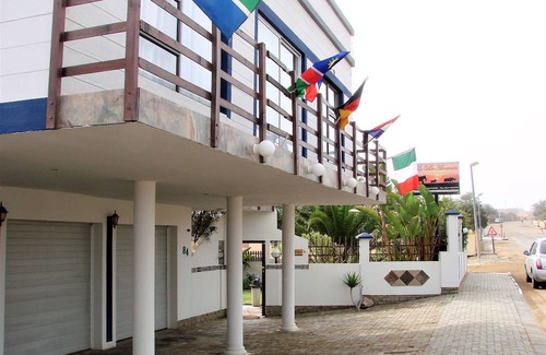 Swakopmund Cama Y Desayuno | Sesriem Double Room - Serviced room with kitchenette, 2 guests, in Swakopmund