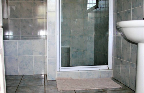 Swakopmund Cama Y Desayuno | Sesriem Double Room - Serviced room with kitchenette, 2 guests, in Swakopmund