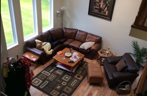 Redwood Meadows Casa | Entire House Redwood Golf & Winter Retreat Resort