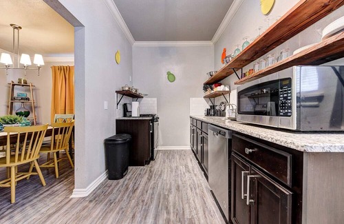 Central Oklahoma City Casa | Beachy Three – 3 in 1, close to all the cool stuff