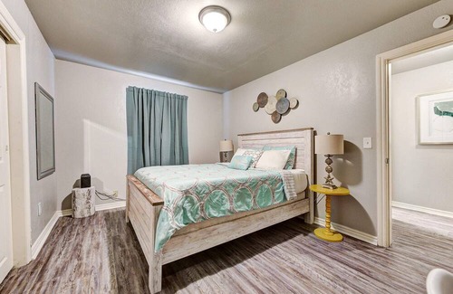 Central Oklahoma City Casa | Beachy Three – 3 in 1, close to all the cool stuff
