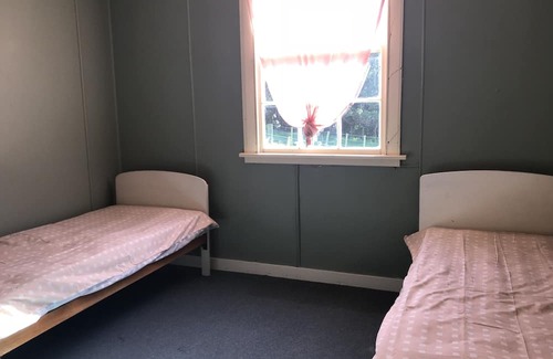 Akaroa Cabaña | Gough's Bay Shearers' Cottage, Banks Peninsula
