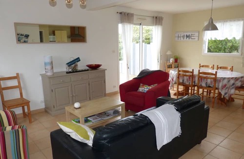 Plouneour-Brignogan-Plages Casa | 3 * seaside villa, 6 pers. 150 m from the beach and the GR34. Large enclosed garden