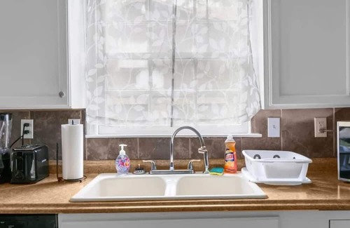 Forestdale Casa | Miami Family Friendly in Forestdale