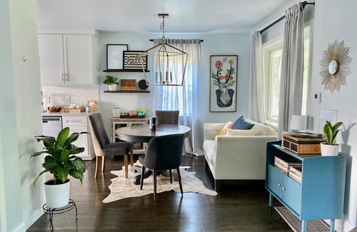 Forest Park Casa | Blue Door Walk to Avondale Dog-friendly w Yard