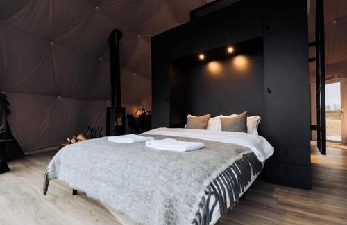 Selfoss Hotel | Golden Circle Domes - Lake View