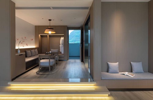 Ten Mile Gallery Cama Y Desayuno | Julon Posthouse