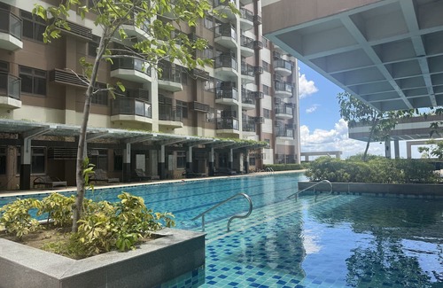 Pasay Condominio | Levi & Moon's Manila Bay