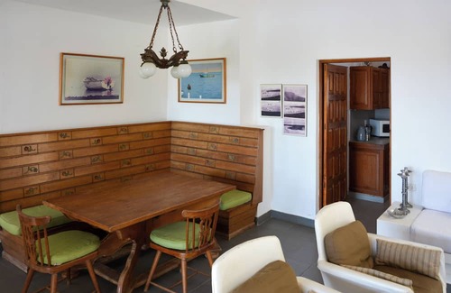 Pisco Casa | Casa Paracas by Wynwood House