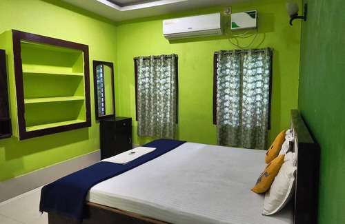 Puri Hotel | The Hotel B Suites Puri
