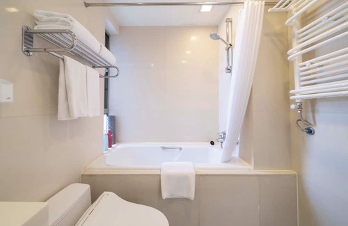 Xujiahui Cama Y Desayuno | Tyms Stylish 3BR 2BA Apt Yongxin Century