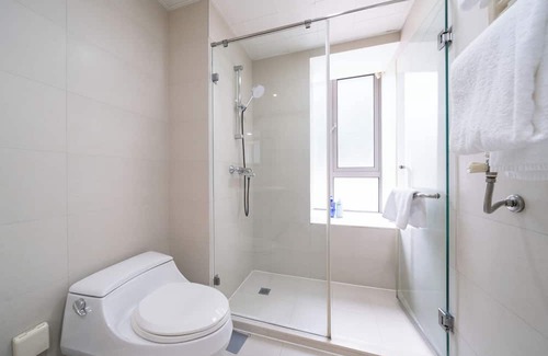Xujiahui Cama Y Desayuno | Tyms 3BR 2BA Apartment in Xujiahui