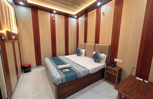 Puri Hotel | Hotel Santosh Residency Puri