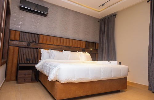 Akure Hotel | Grayville Hotels and Bistro