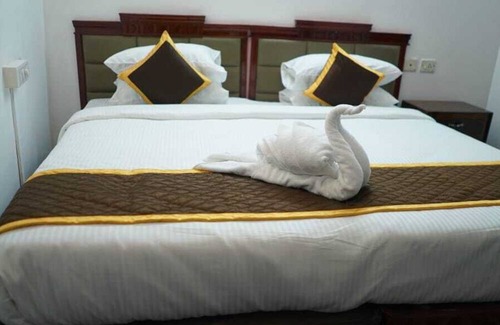 Chengannur Hotel | Pournami Inn