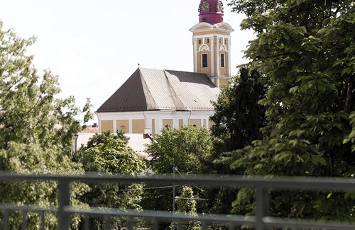 Baia Mare Apartamento | Nest Inn Boucle Apartment