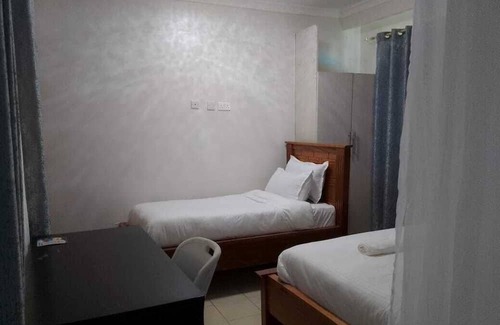 Kutus Complejo | The Lagoon Resort