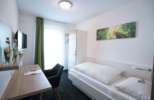 Bodelshausen Hotel | Hotel zur Sonne