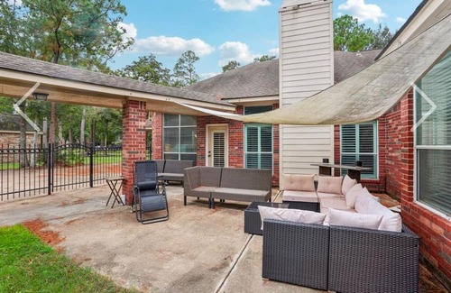 Cypress Casa | Spacious 4-bedroom house with AC, WiFi in peaceful Cypress