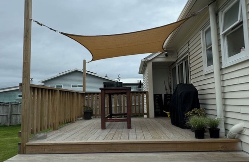 Otaki Casa | Ōtaki Beachfront w Campervan, Caravan or Tent options