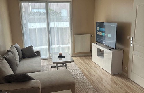 Sartrouville Apartamento | Charming F2 15mn from Paris