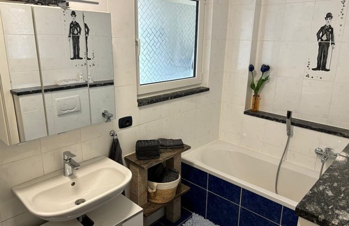 Singen Apartamento | Apartment 'Francesco' with Mountain View and Wi-Fi