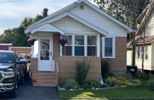 Lyncourt Casa | Whole house in Lyncourt- close to Syracuse University, Downtown, & OnCenter
