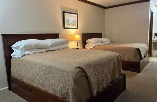 Arthur Casa | Charming hotel with WiFi and AC in peaceful Arthur