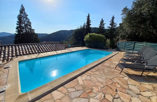 Saint-Pierre-Saint-Jean Casa | "la grange 1809" sleeps 6 private pool