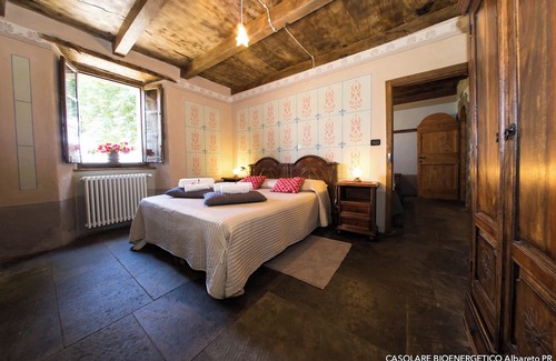Albareto Cama Y Desayuno | And an ideal facility for relaxing stays of families and holistic groups.
