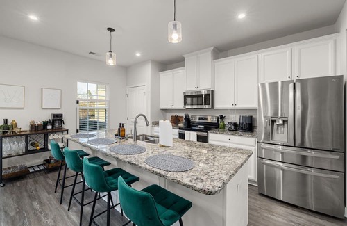 Durham Casa | Family/pet friendly home in heart of triangle; Skee ball, ping pong, & fire pit