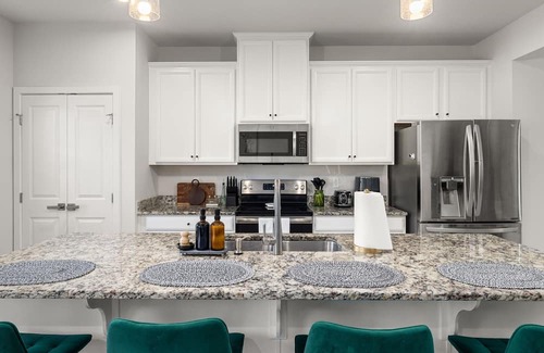 Durham Casa | Family/pet friendly home in heart of triangle; Skee ball, ping pong, & fire pit