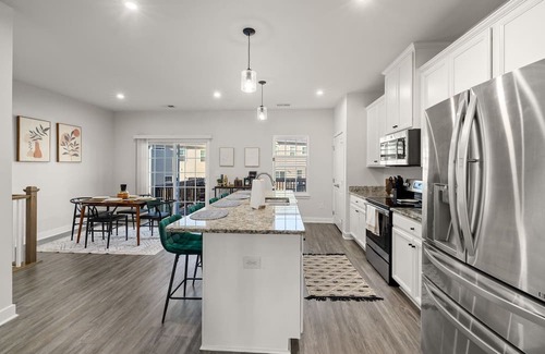 Durham Casa | Family/pet friendly home in heart of triangle; Skee ball, ping pong, & fire pit