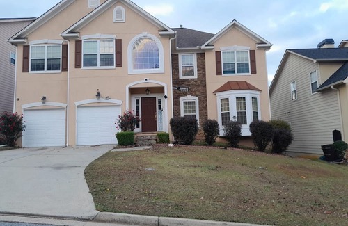 Lithia Springs Casa | Spacious 2 bedrooms house with AC and WiFi in delightful Lithia Springs