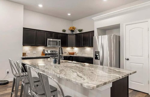 Navasota Casa | House at Pecan Lakes Golf course. Charming 3-bedroom 2 bath in Navasota .