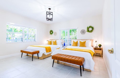 Homestead Otro | LUXURY FARM/20 MIN KEYS/EVENT/POOL/GAMES/WIFI/FRUIT TREE/PEACE/NATURE