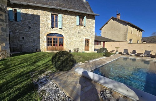 Coly Cabaña | Gite Coly-Saint-Amand, 3 bedrooms, 6 persons