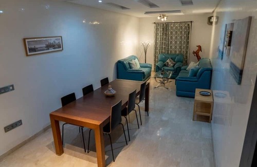 Saada Apartamento | Prestige Apartment With Swimming Pool And Private Parking
