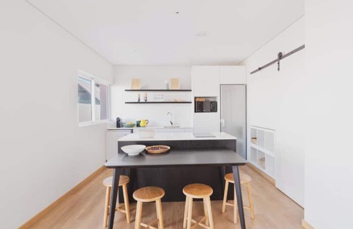 Esmoriz Casa | BeSunny Slowness n' Outdoors - Red Squirrel, Double Room with Private Garden